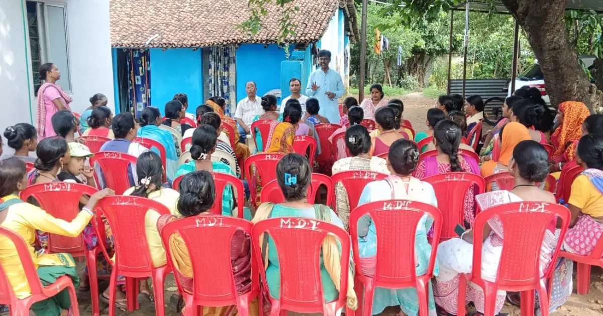 बिरसानगर में भाजपा नेता दिनेश कुमार की बैठक, कहा - भाजपा की सरकार में ही महिलाओं का उचित सम्मान, महिलाओं को 25 हज़ार रुपये और सस्ती गैस-सिलेंडर का वादा